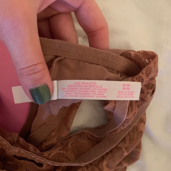 Victoria’s Secret Pink lace front bra - Picture 4 of 4